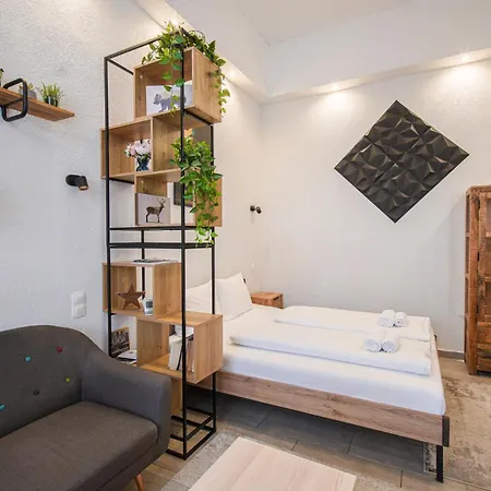 Ruinbar Nights Style With Ac Apartment Budapest