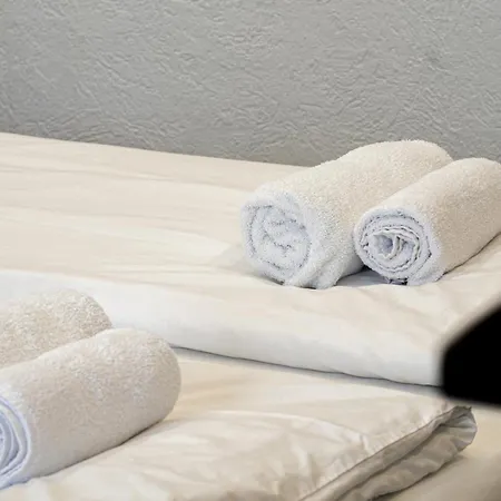 Apartment Ruinbar Nights Style With Ac Budapest