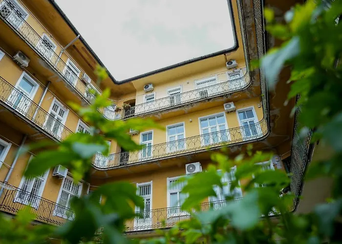 Ruinbar Nights Style With Ac Apartment